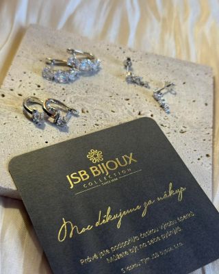 Děkujeme, že jste s námi.. že vybíráte šperky, které rozdávají radost – vám i vašim blízkým.💖 Každý váš nákup je pro nás...